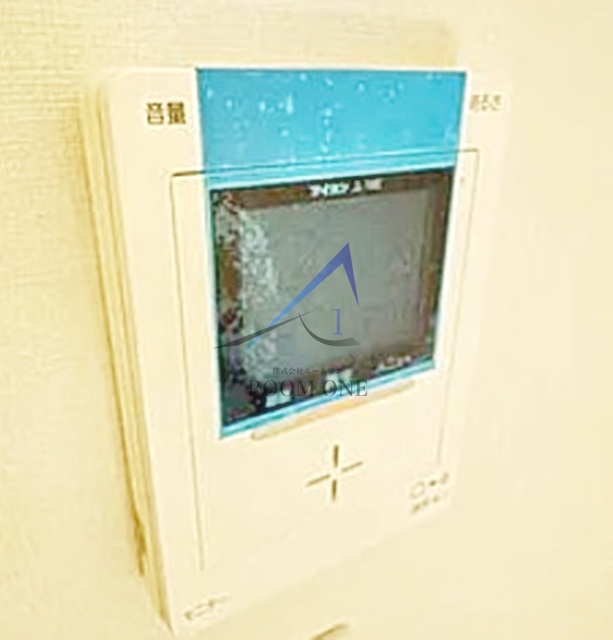 セキュリティ　モニター付きインターホンです。