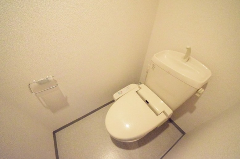 トイレ　別部屋参考写真
