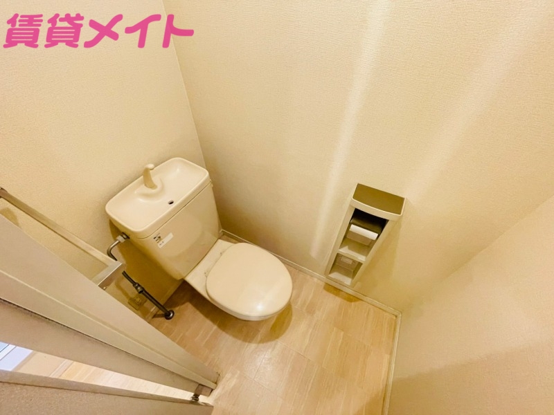 トイレ　トイレ