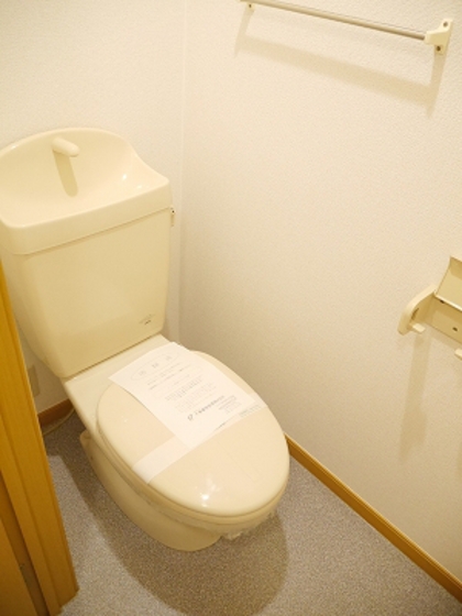 トイレ　別部屋参照