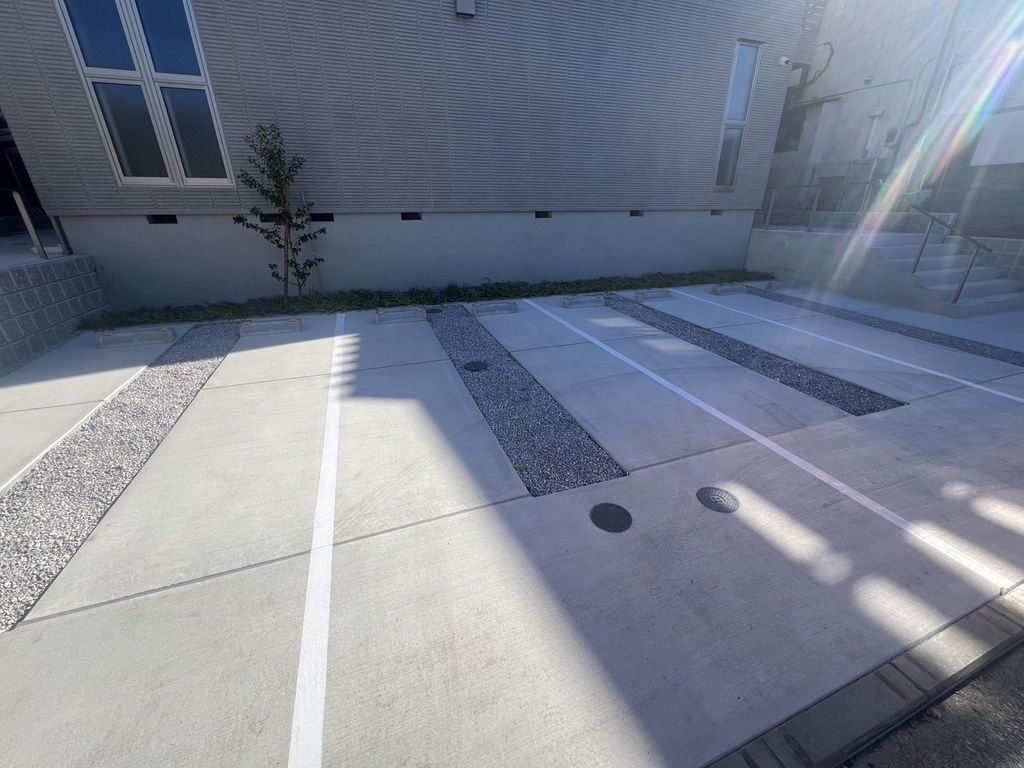 駐車場　駐車場