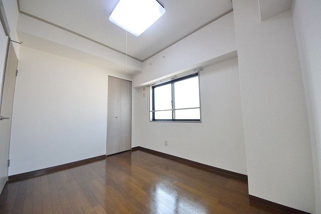 その他部屋・スペース　★5.4帖の洋室・きれいなフローリングのお部屋です★