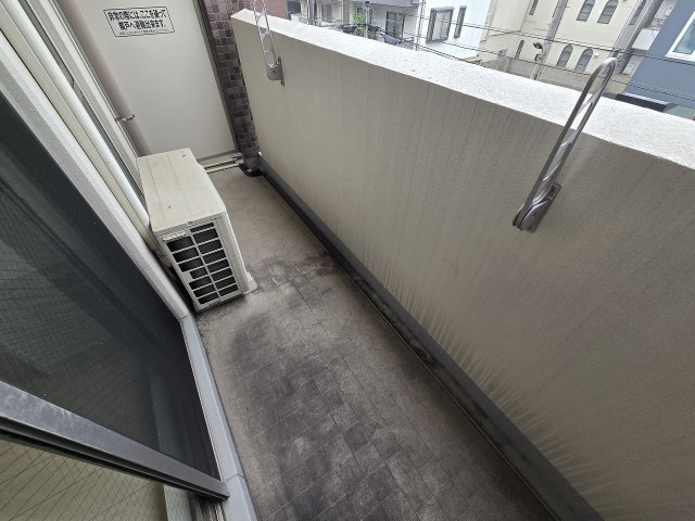 バルコニー　バルコニーがあります