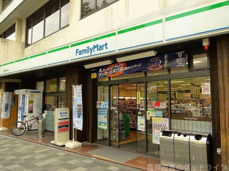 コンビニ　ファミリーマート河原町竹屋町店（コンビニ）まで151m