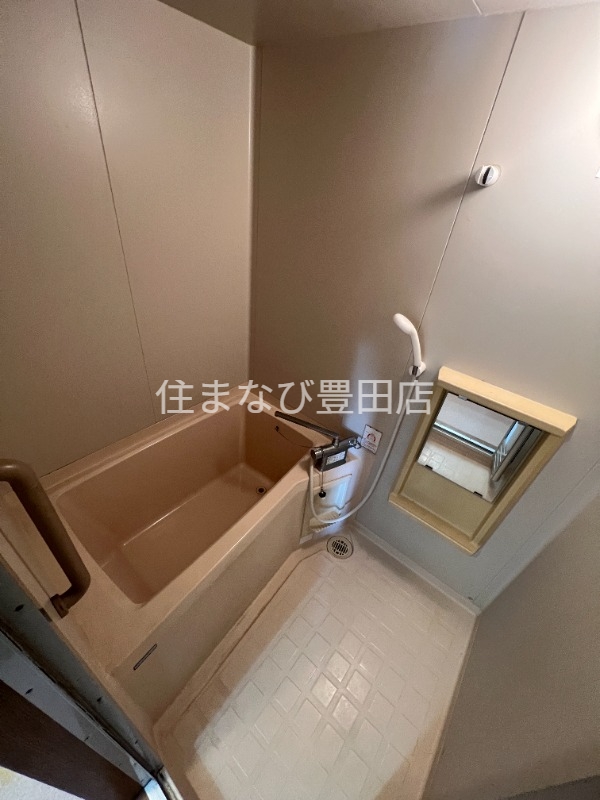 バス・シャワールーム　同型タイプ