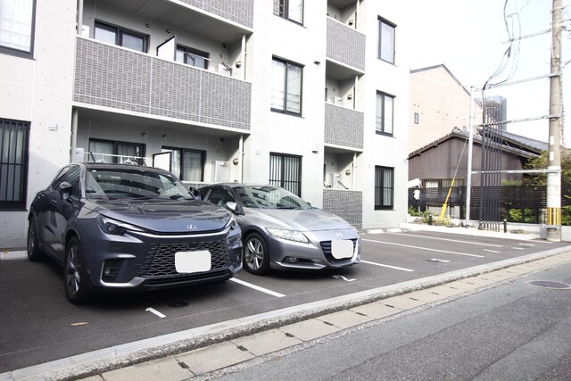 駐車場　★敷地内駐車場★