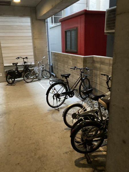 駐車場　駐輪場