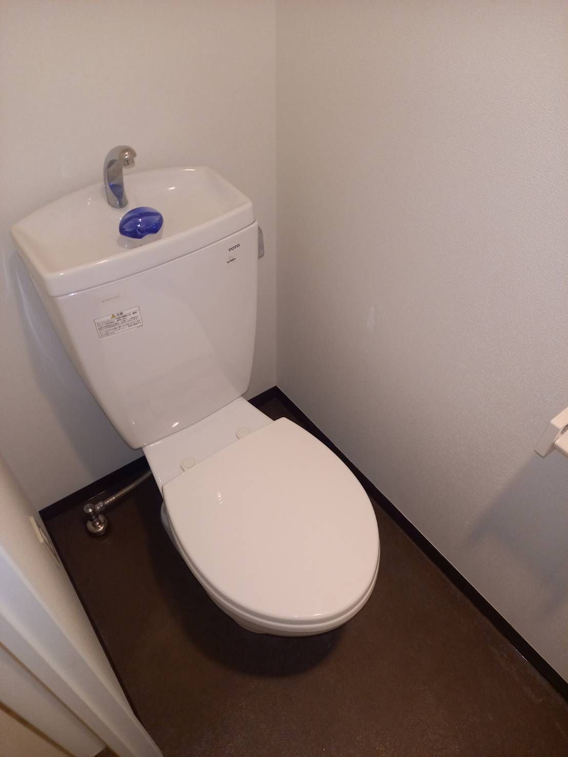 トイレ　別部屋参考写真。現状優先。
