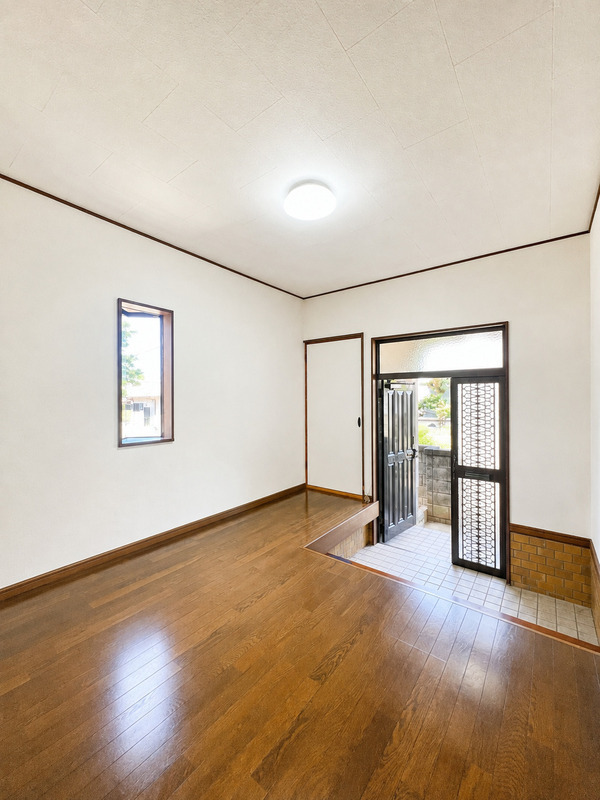 貴志川町国主戸建の玄関写真