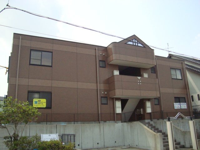 建物外観　外観写真（昼）