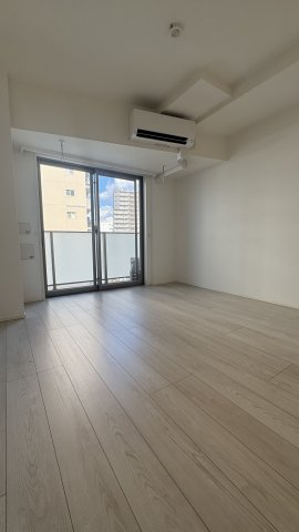 居室・リビング　こちらのリビングで趣味の時間をお楽しみください