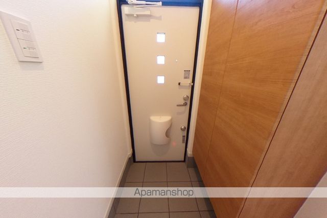 とさでん交通桟橋線 桟橋通四丁目駅 徒歩6分 2階建 築3年の玄関写真