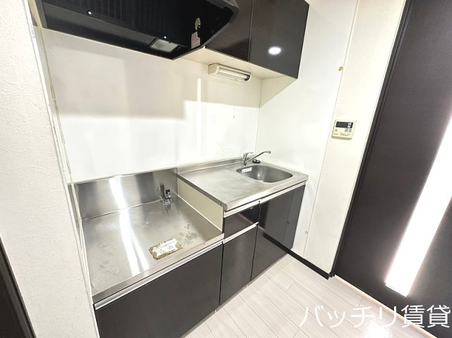 キッチン　※同型タイプ写真の為、現状優先。