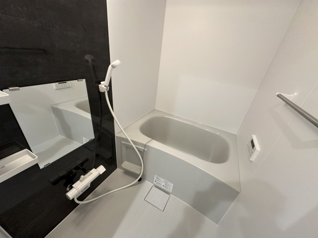 バス・シャワールーム　同メーカー施工イメージ