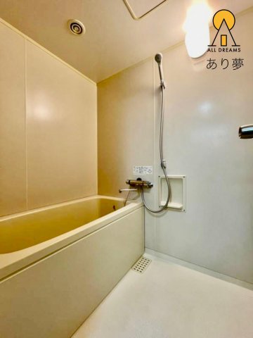 バス・シャワールーム　別部屋参考写真