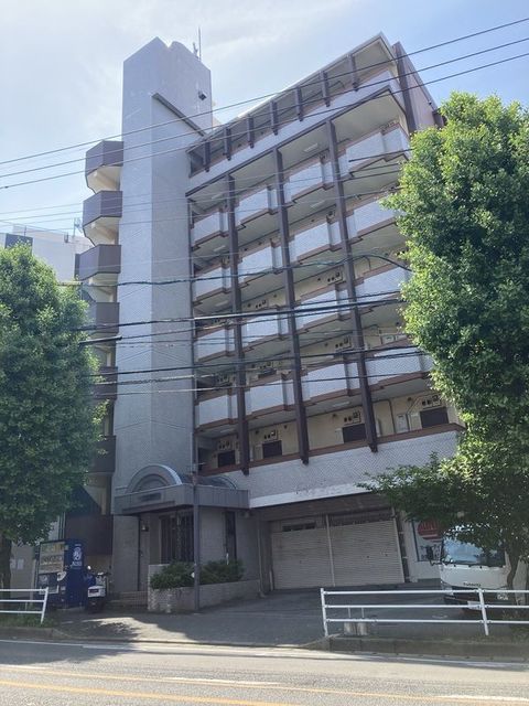建物外観　現況優先