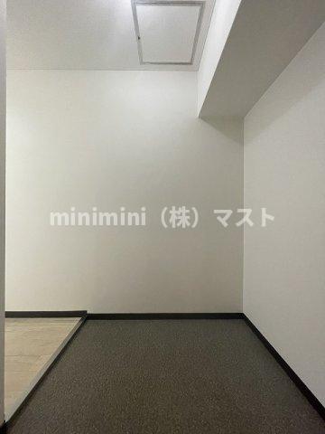 リヴィエール川西の玄関写真