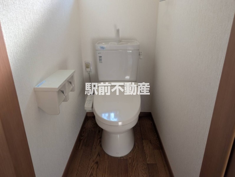 万田東貸家A棟のトイレ写真