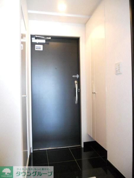 玄関　※別部屋参考写真