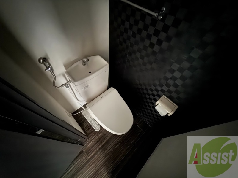 トイレ　トイレです。ウォシュレット付を探している方、おすすめです。