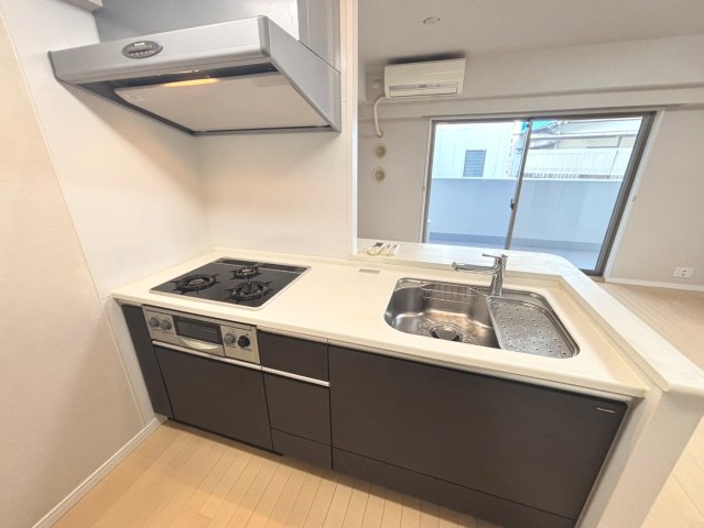 アイディーコート上永谷のキッチン写真