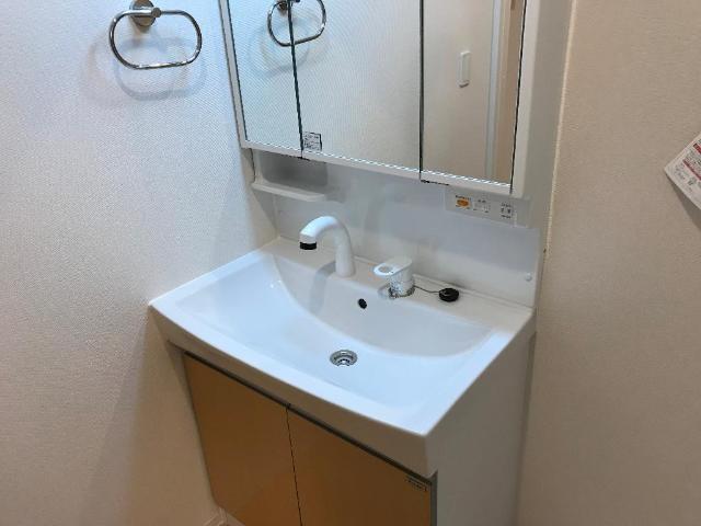 洗面設備　洗髪洗面化粧台
