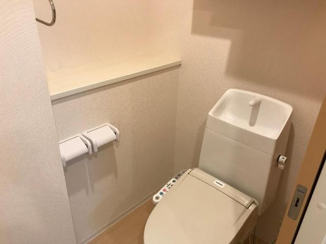 トイレ　シャワー付トイレ