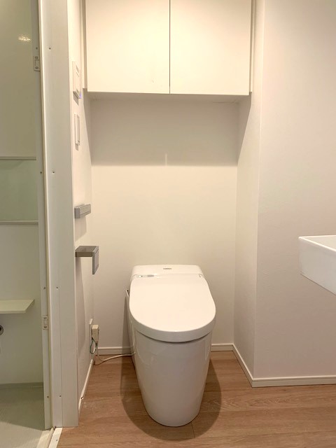 トイレ　別号室参考写真