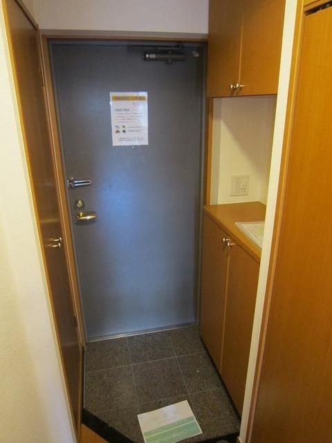 ルーブル上池台1番館の玄関写真