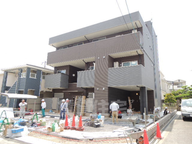 阪急京都線 南茨木駅 徒歩14分 築9年
