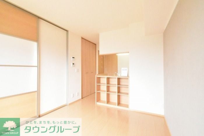 ミルフルール Iの居間写真