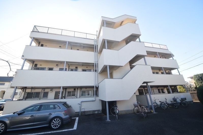 小金井公園マンションの建物外観