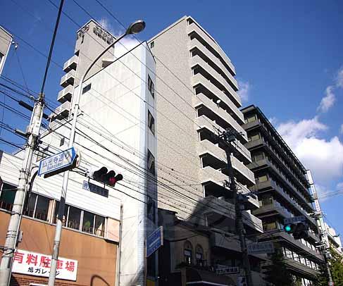 京都市下京区富永町のマンションの建物外観