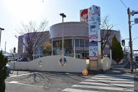 スーパー　マルナカ坂出店（スーパー）まで742m