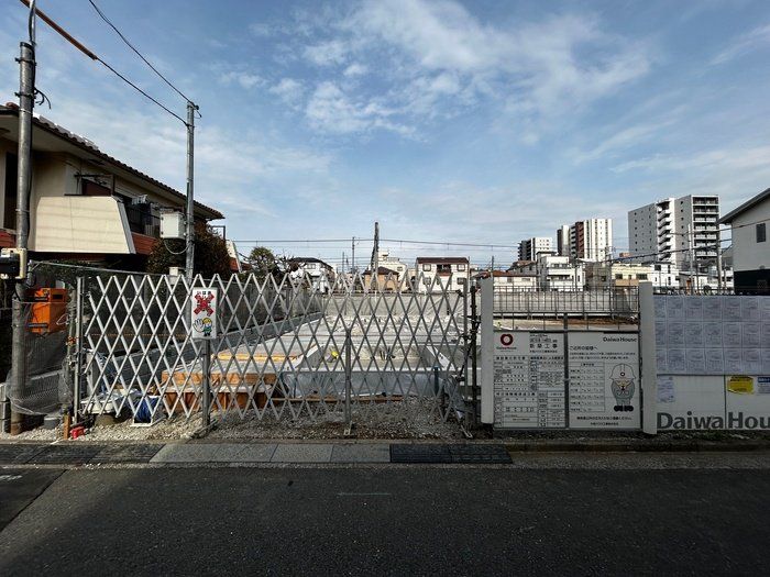 【さいたま市浦和区北浦和のアパートの建物外観】