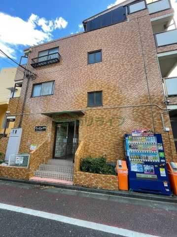 世田谷区宮坂のマンションの建物外観