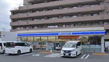 【茅ヶ崎市若松町のマンションのコンビニ】