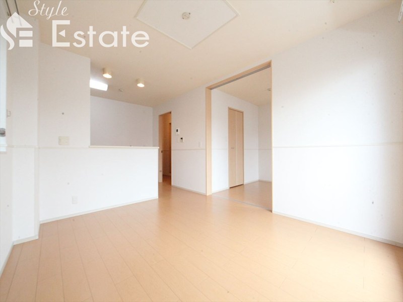 居室・リビング　内装