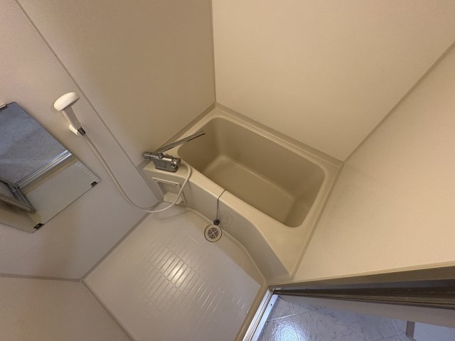 バス・シャワールーム　お風呂です