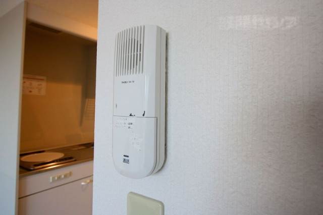 セキュリティ　インターフォンで来客時に確認できます。