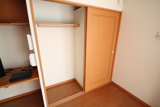 収納　※別部屋の写真です