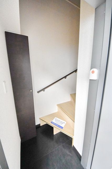 レオネクストルミナウス春日の玄関写真