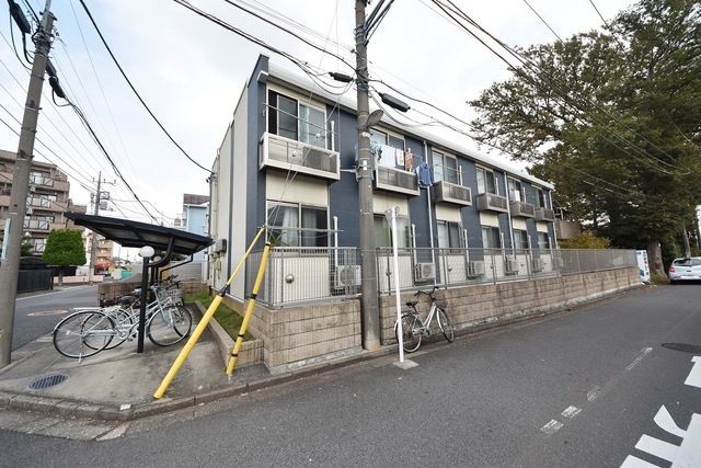 レオネクストルミナウス春日の外観写真