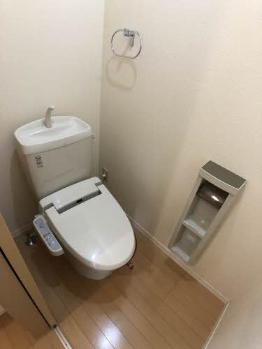 トイレ　トイレ