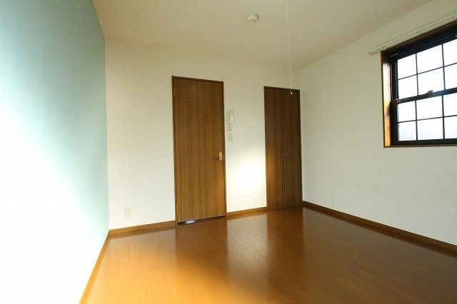 居室・リビング　☆　洋室の様子　☆