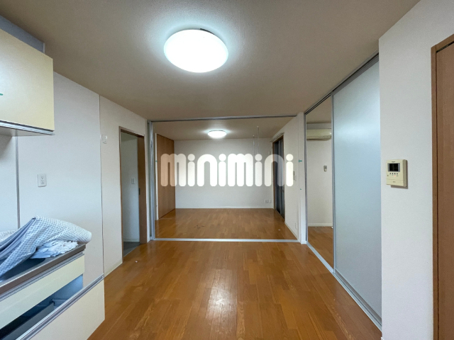 居室・リビング　クリーニング前