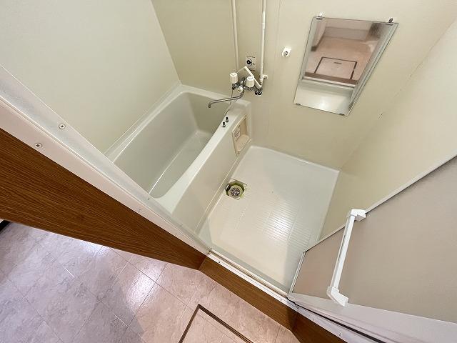 バス・シャワールーム　浴室