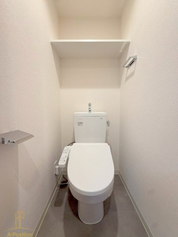 トイレ　プレサンス四天王寺前夕陽ヶ丘　凛宮