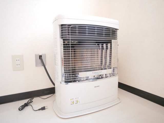 その他設備　☆経済的な灯油ストーブ☆