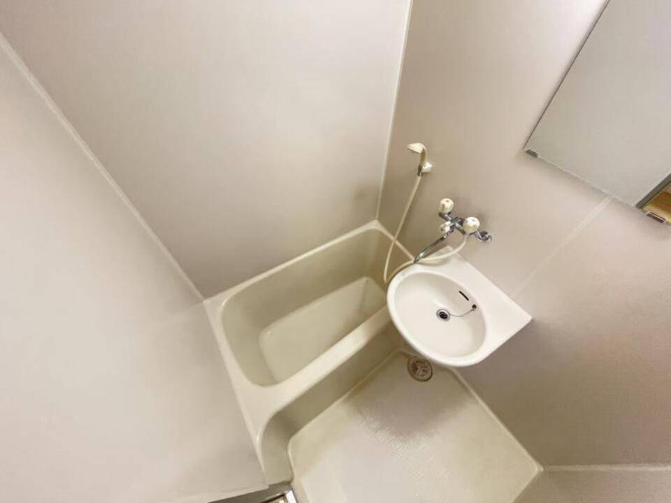 バス・シャワールーム　浴室